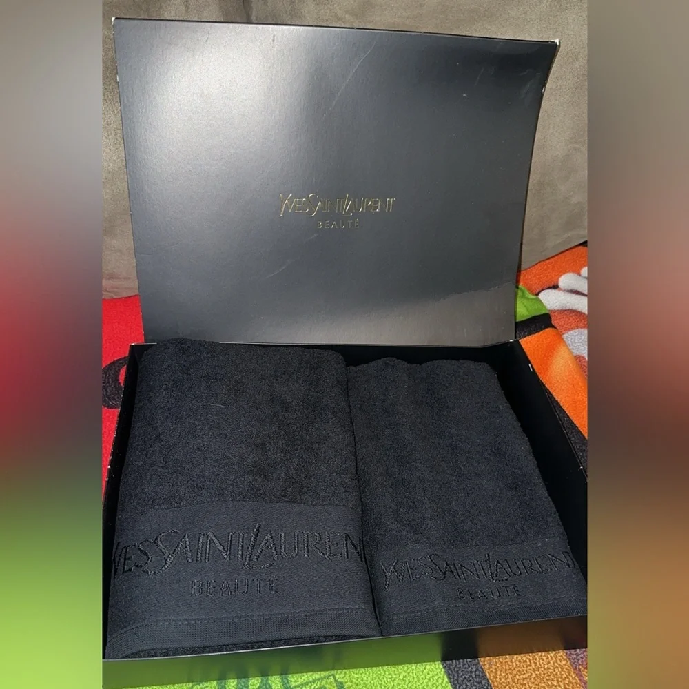 YSL Beauté Black Towel Set NIB